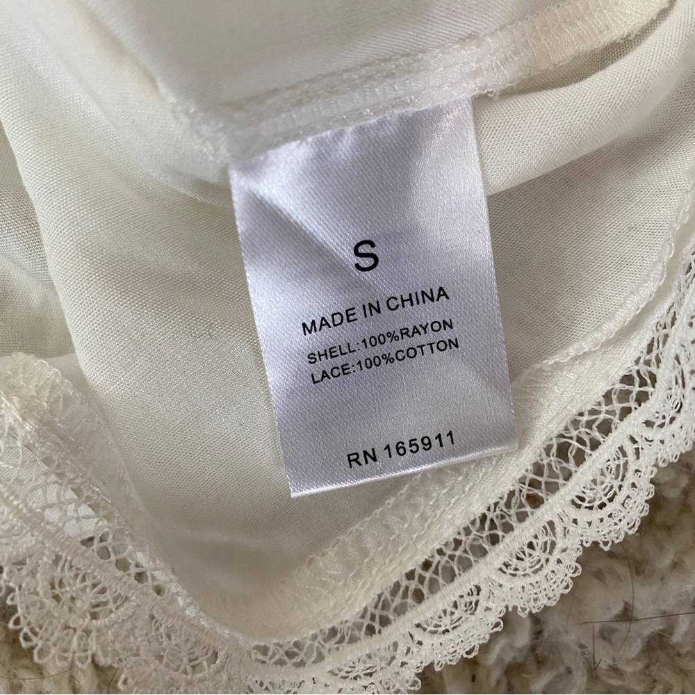 GRACE + KARMA Ruffled Blouse Small - Picture 4 of 8